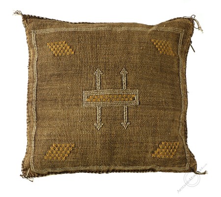 Brown sabra cushion