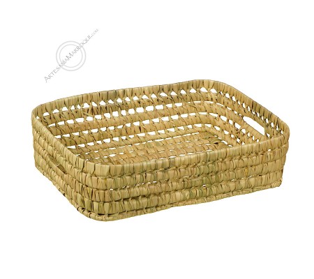 Panier en palmier ouvert avec poignées