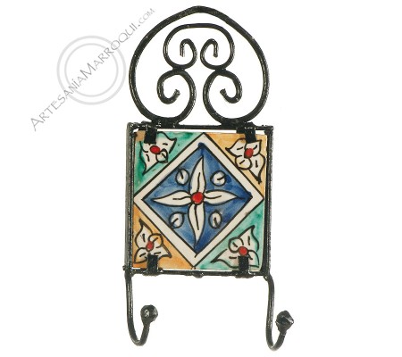 Perchero árabe de forja de dos ganchos-23