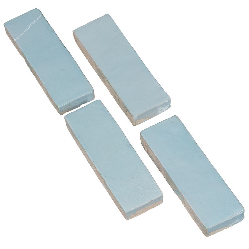 Azulejo cerámicoAzulejo cerámico color azul claro 15 X 5 cm