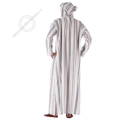 Hombre vestido con chilaba blanca fotografías e imágenes de alta resolución  - Alamy